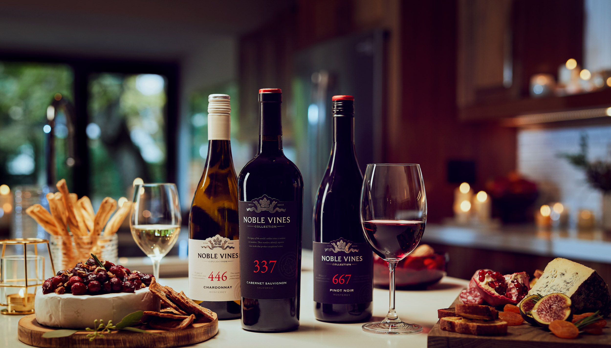 Advertising lifestyle campaign for Noble Vines Wines with Bensimon Byrne